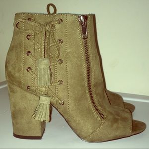 Green peep toe booties 7.5
